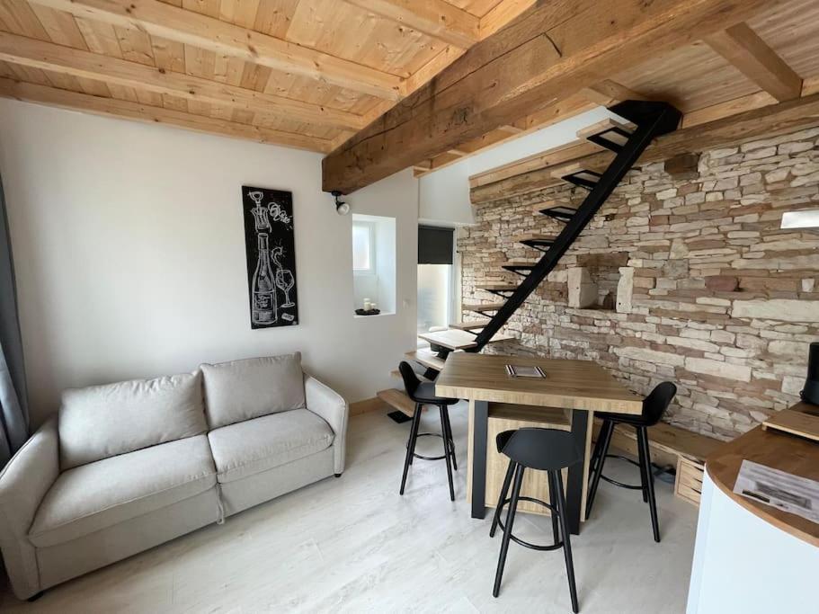 Charmante Maison De Village Vire  Ngoại thất bức ảnh